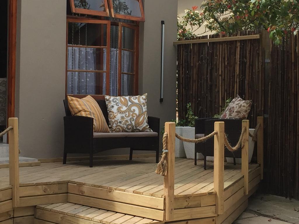 Rozenhof Guest Cottages George Esterno foto