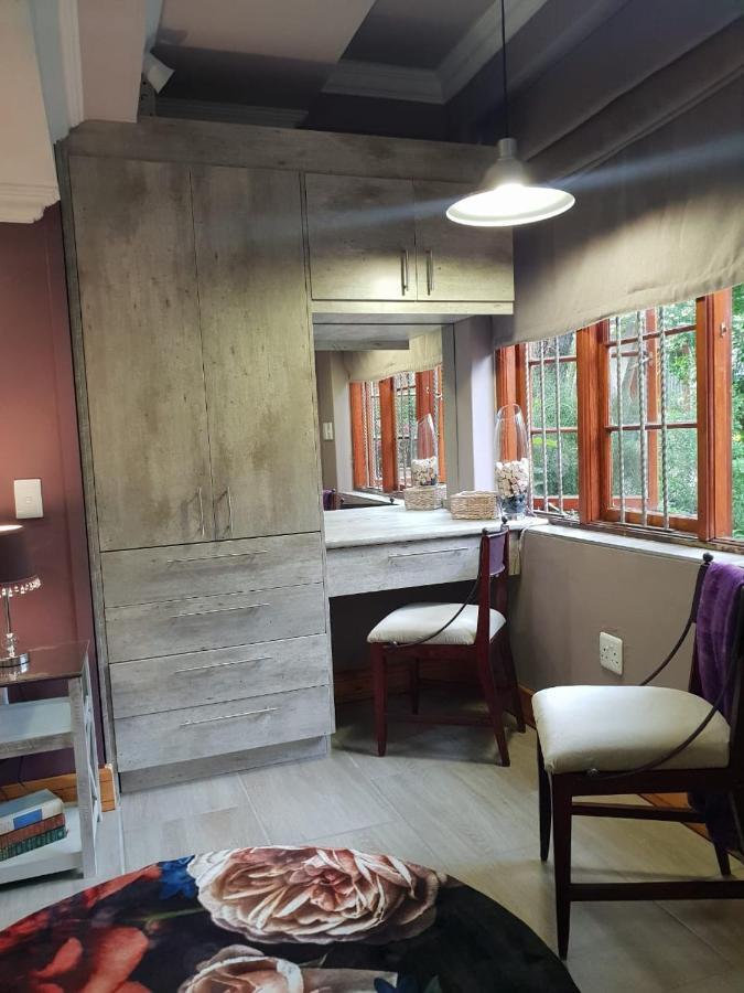 Rozenhof Guest Cottages George Esterno foto