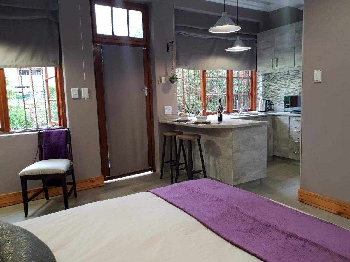 Rozenhof Guest Cottages George Esterno foto